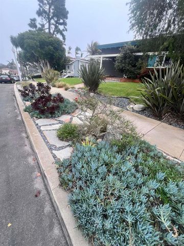 1065 Moana Dr, San Diego, CA 92107