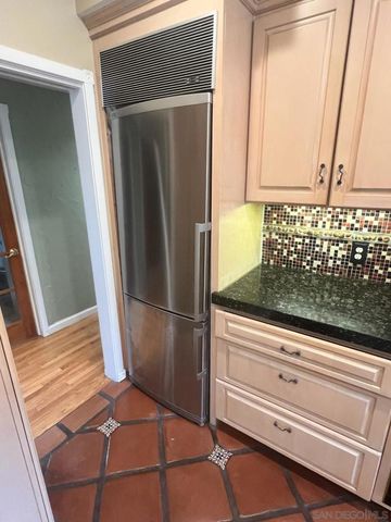 1065 Moana Dr, San Diego, CA 92107