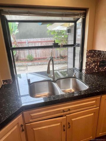 1065 Moana Dr, San Diego, CA 92107