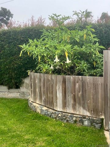 1065 Moana Dr, San Diego, CA 92107