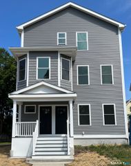 37 Woodland Street 2, New Haven, CT 06511