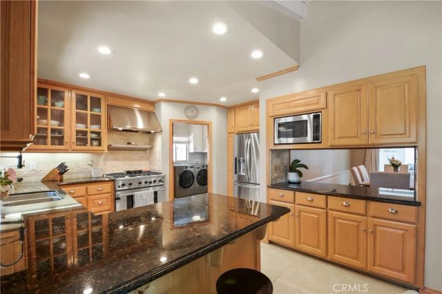 9626 La Alba, Whittier, CA 90603
