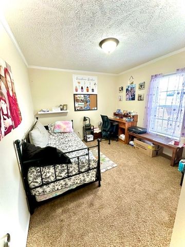 203 Knight Dr, Belle Vernon, PA 15012