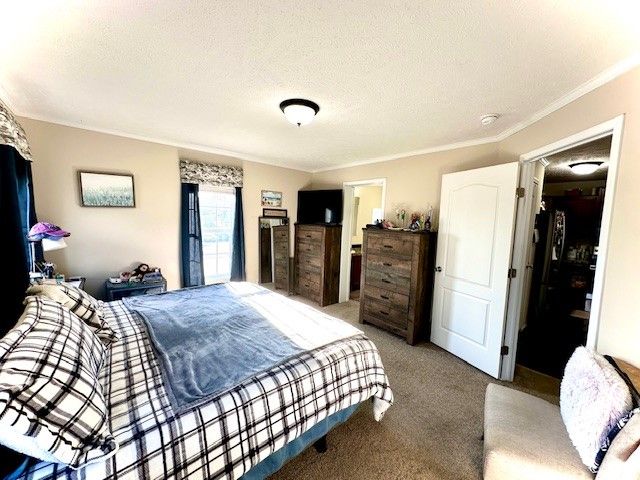 203 Knight Dr, Belle Vernon, PA 15012