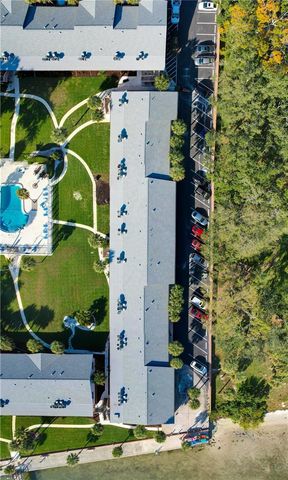 650 PINELLAS POINT DRIVE S 122, St Petersburg, FL 33705