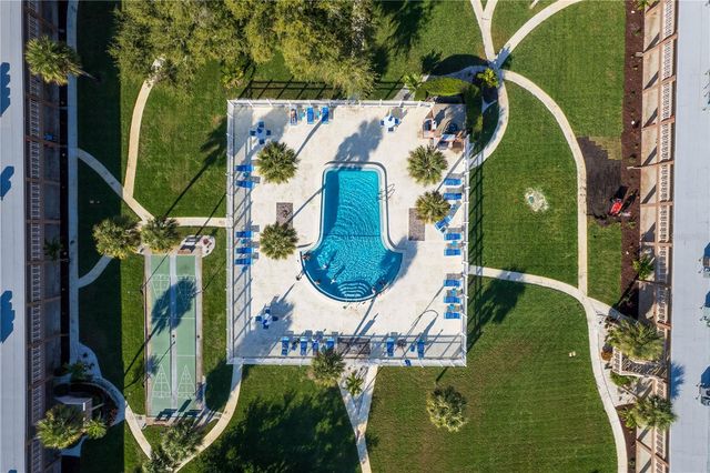 650 PINELLAS POINT DRIVE S 122, St Petersburg, FL 33705