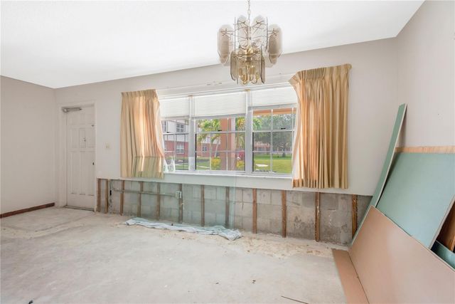 650 PINELLAS POINT DRIVE S 122, St Petersburg, FL 33705