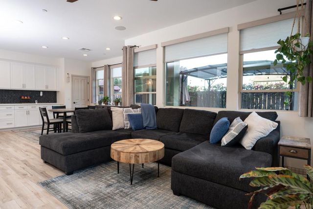 1124 Calle Obsidiana 3, Chula Vista, CA 91913