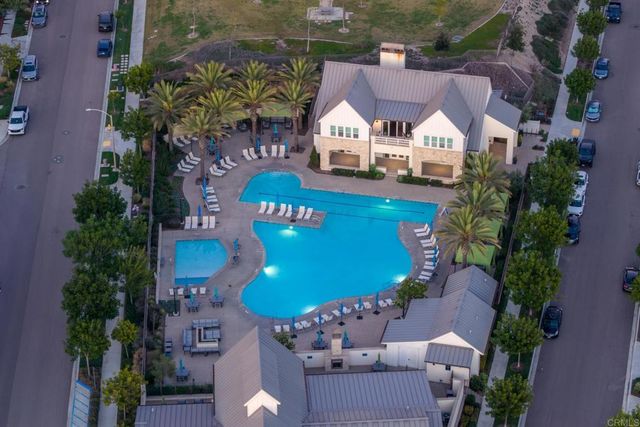 1124 Calle Obsidiana 3, Chula Vista, CA 91913