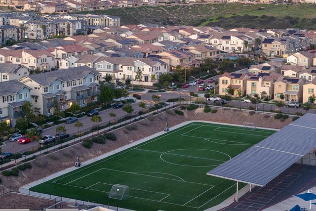 1124 Calle Obsidiana 3, Chula Vista, CA 91913