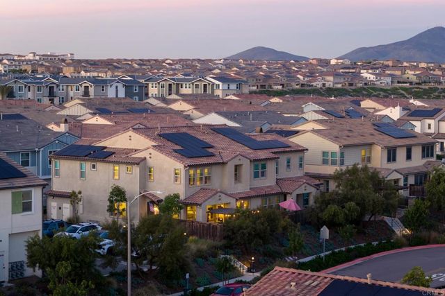 1124 Calle Obsidiana 3, Chula Vista, CA 91913