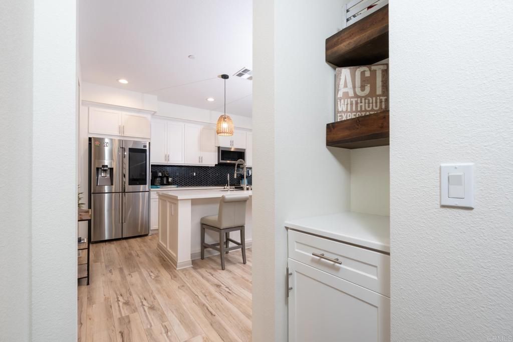 Image 13 of property listing at 1124 Calle Obsidiana 3, Chula Vista, CA 91913