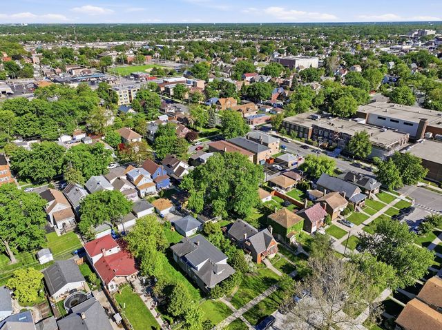 12243 ANN Street, Blue Island, IL 60406