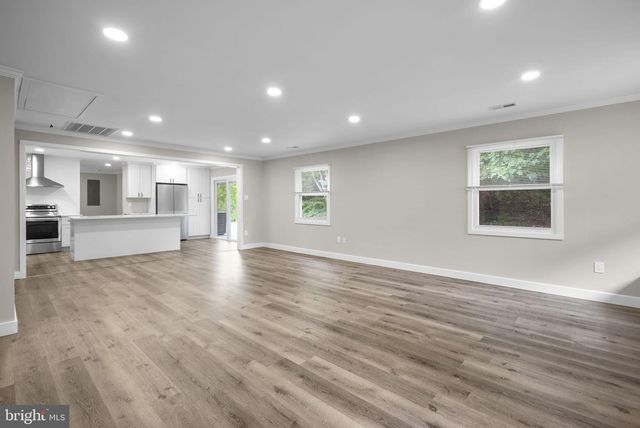 12211 MALIN LN, Bowie, MD 20715