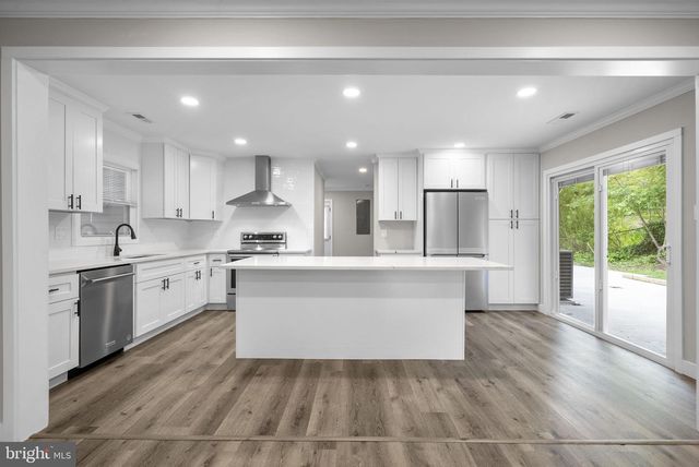 12211 MALIN LN, Bowie, MD 20715