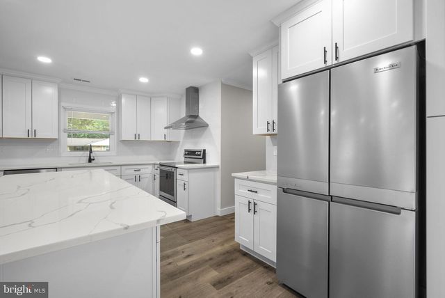 12211 MALIN LN, Bowie, MD 20715