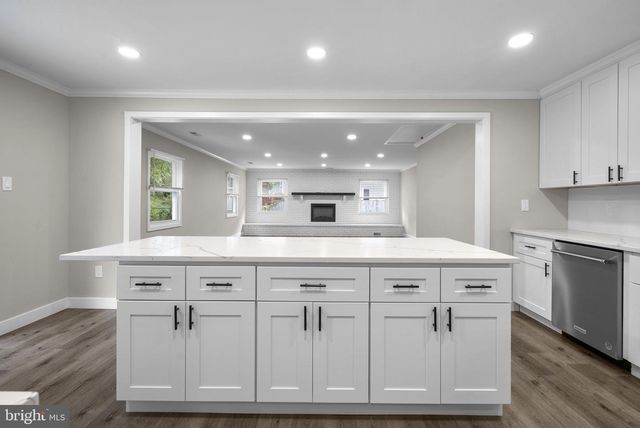 12211 MALIN LN, Bowie, MD 20715