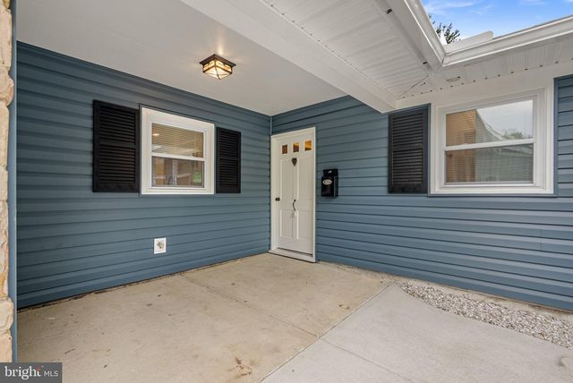 12211 MALIN LN, Bowie, MD 20715