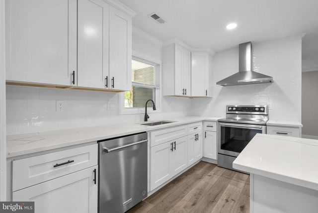 12211 MALIN LN, Bowie, MD 20715