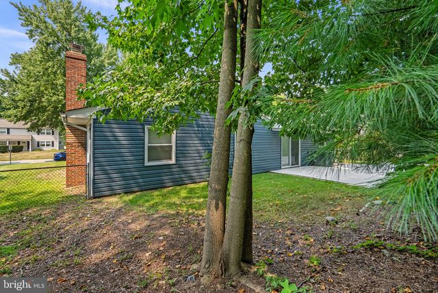12211 MALIN LN, Bowie, MD 20715