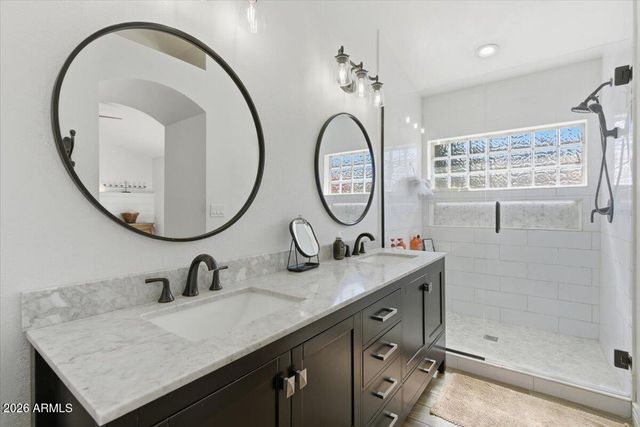 5501 E EMELITA Avenue, Mesa, AZ 85206