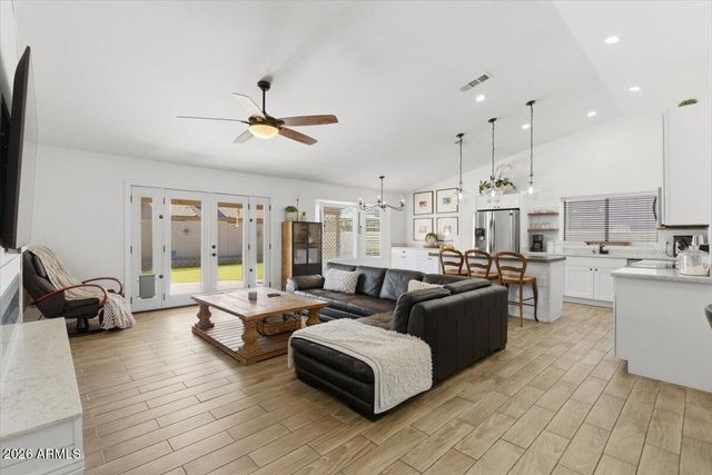 5501 E EMELITA Avenue, Mesa, AZ 85206