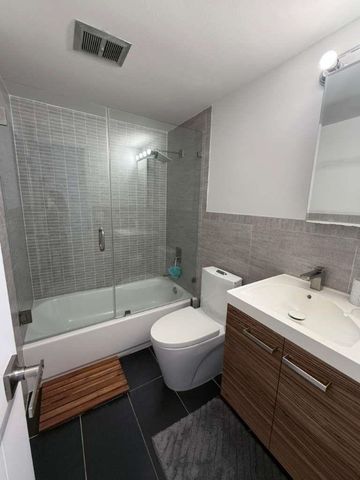 800 SE 11th Court, Fort Lauderdale, FL 33316