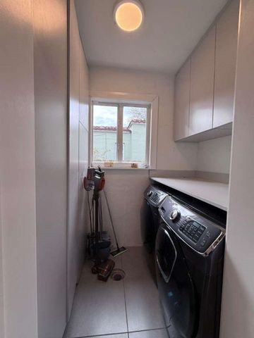 800 SE 11th Court, Fort Lauderdale, FL 33316