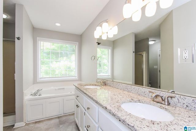 232 WARWICK LANE, Alabaster, AL 35007
