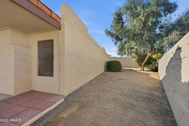 2920 W JUNIPER Avenue, Phoenix, AZ 85053