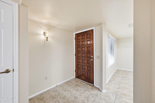 2920 W JUNIPER Avenue, Phoenix, AZ 85053