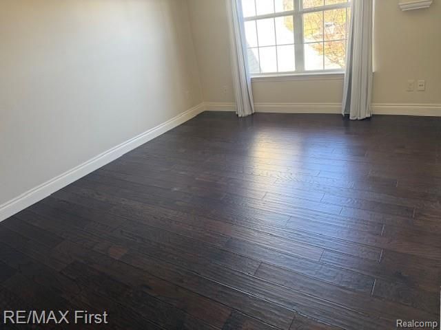 16640 16640 GLENMOOR BLVD Boulevard, Macomb Township, MI 48044