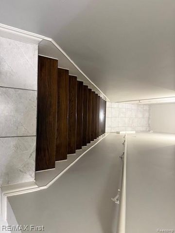 16640 16640 GLENMOOR BLVD Boulevard, Macomb Township, MI 48044