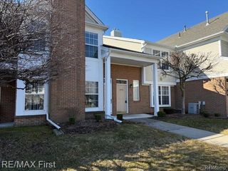 16640 16640 GLENMOOR BLVD Boulevard, Macomb Township, MI 48044