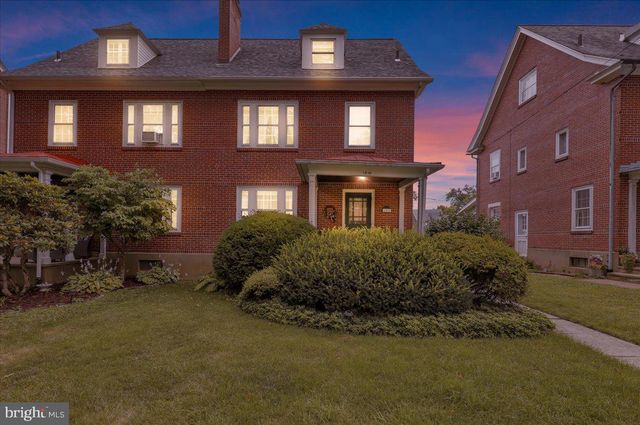 1530 CLEVELAND AVE, Wyomissing, PA 19610