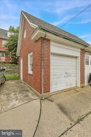 1530 CLEVELAND AVE, Wyomissing, PA 19610