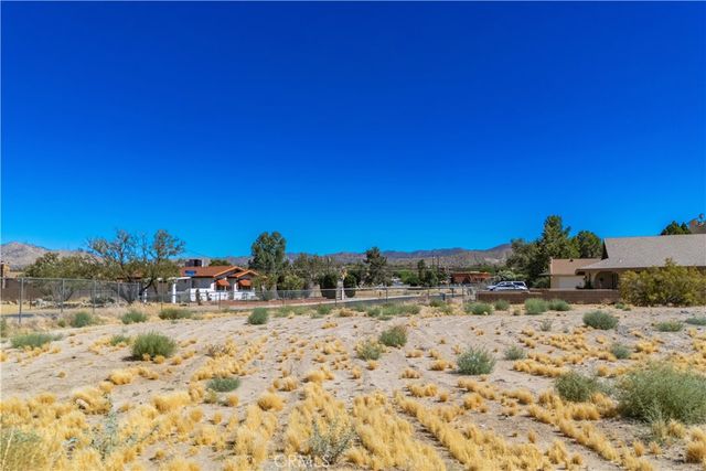 6780 Lindbergh Lane, Yucca Valley, CA 92284