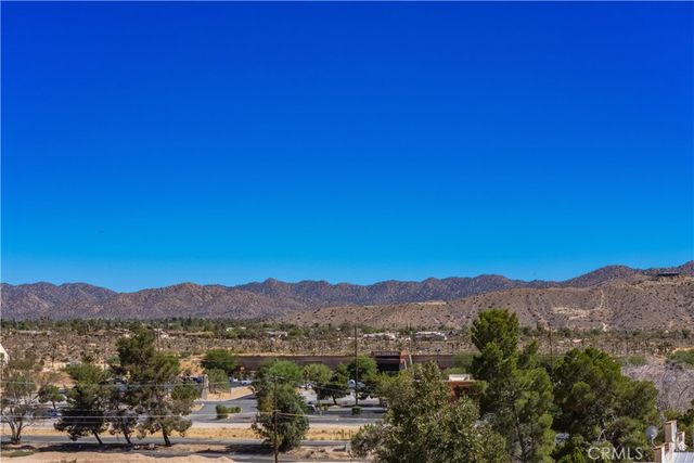 6780 Lindbergh Lane, Yucca Valley, CA 92284