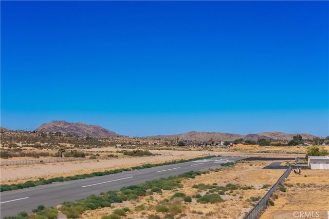 6780 Lindbergh Lane, Yucca Valley, CA 92284