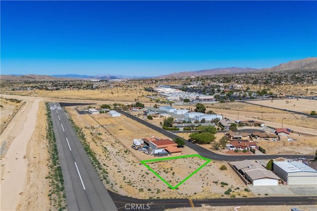 6780 Lindbergh Lane, Yucca Valley, CA 92284