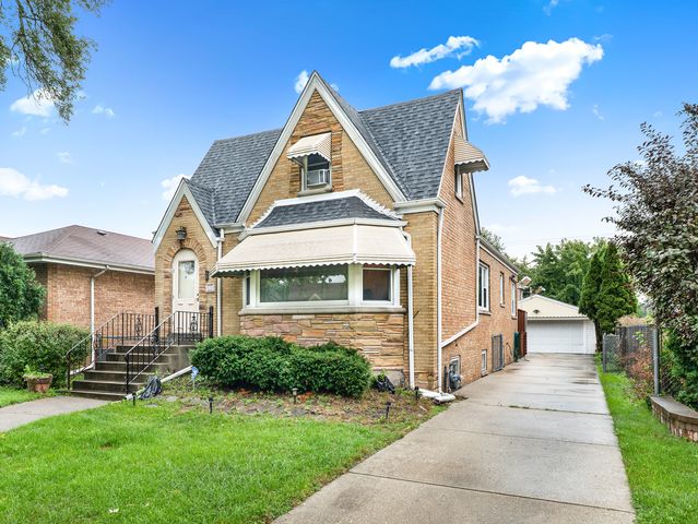 1733 N 73rd Avenue, Elmwood Park, IL 60707