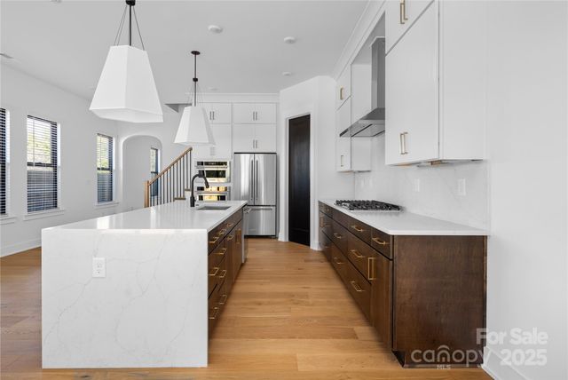 315 E Peterson Street, Charlotte, NC 28217