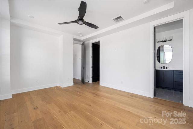 315 E Peterson Street, Charlotte, NC 28217