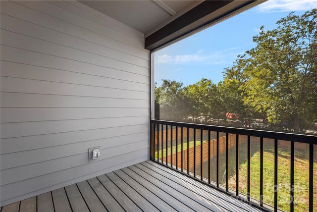 315 E Peterson Street, Charlotte, NC 28217