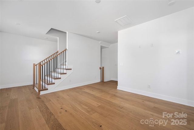 315 E Peterson Street, Charlotte, NC 28217