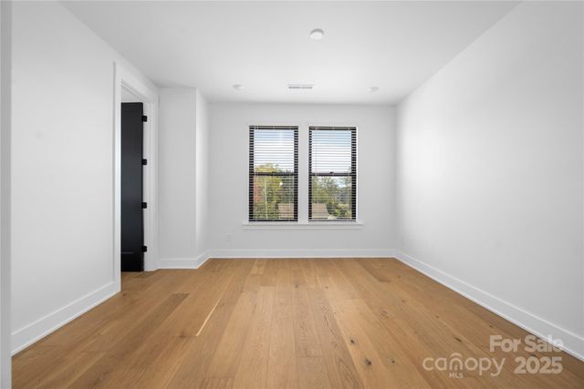 315 E Peterson Street, Charlotte, NC 28217