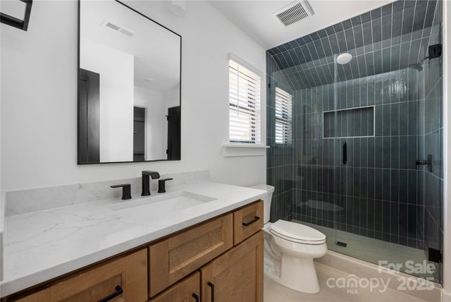 315 E Peterson Street, Charlotte, NC 28217