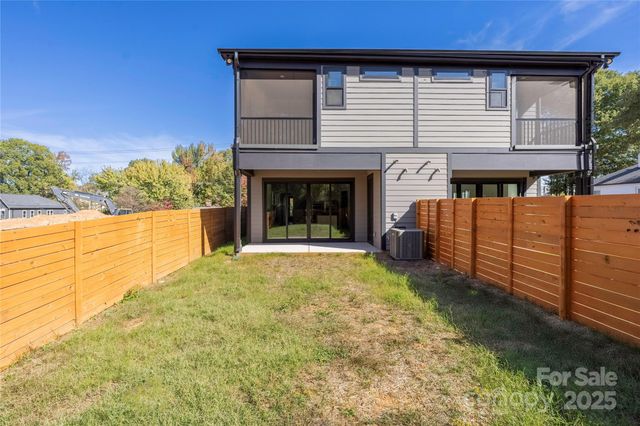 315 E Peterson Street, Charlotte, NC 28217