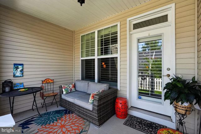 9739 KNOWLEDGE DR, Laurel, MD 20723