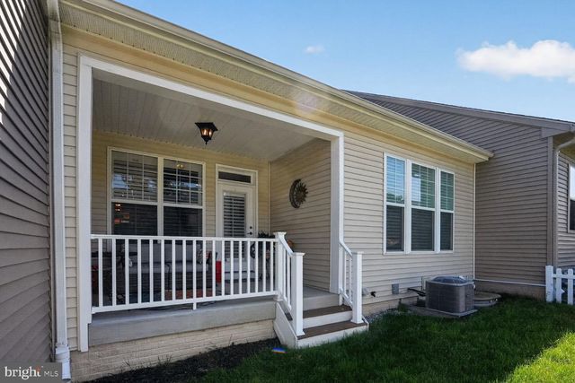 9739 KNOWLEDGE DR, Laurel, MD 20723